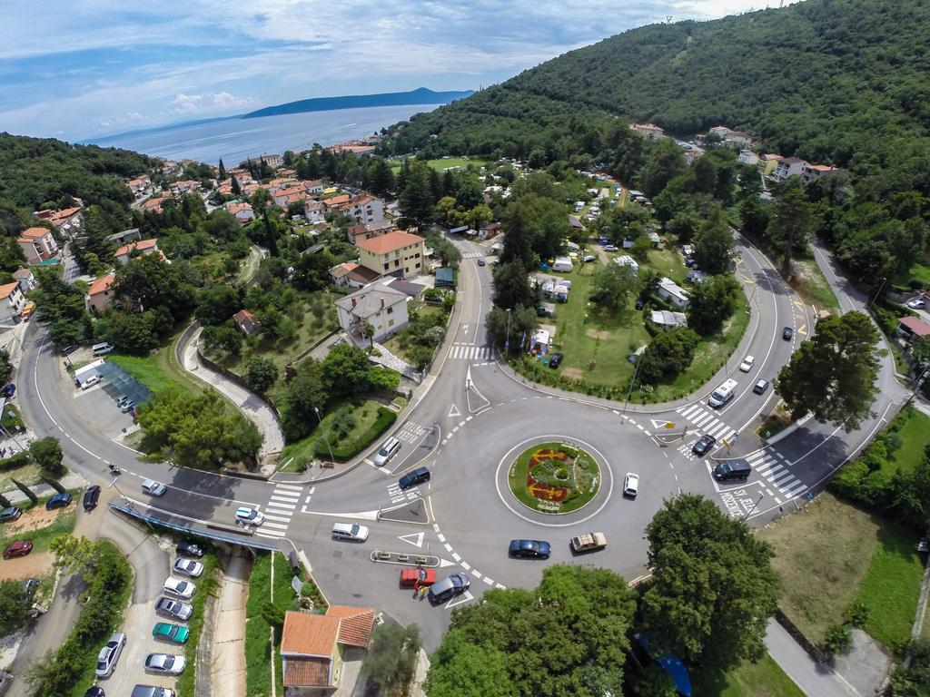 Apartments Mogorovic Mošćenička Draga Buitenkant foto